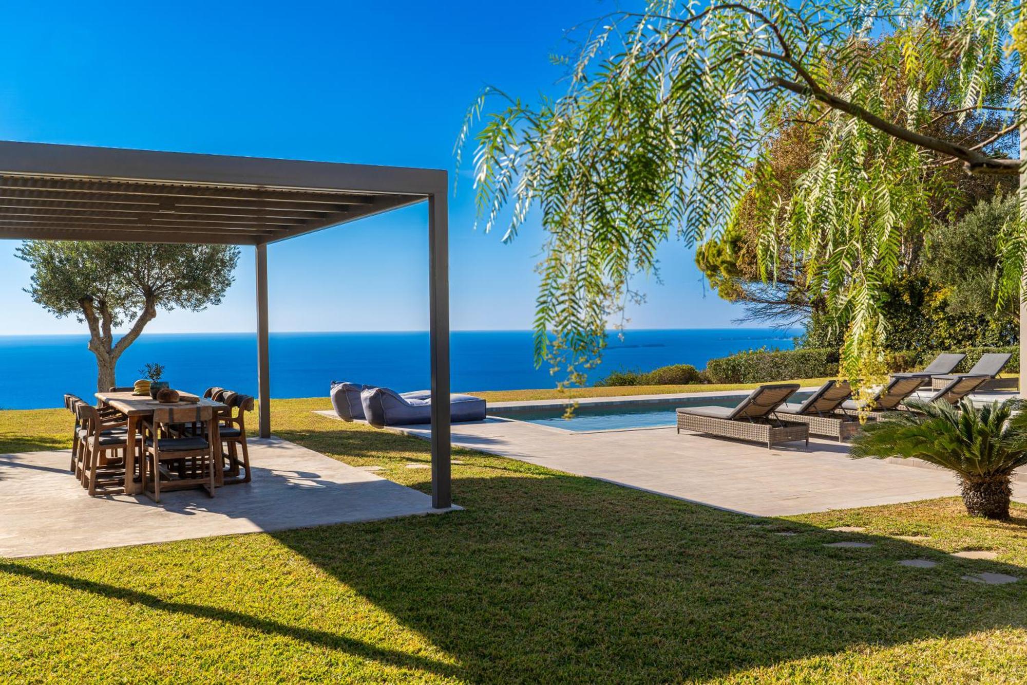 Grande Azzurro In Lakithra Villa Exterior photo