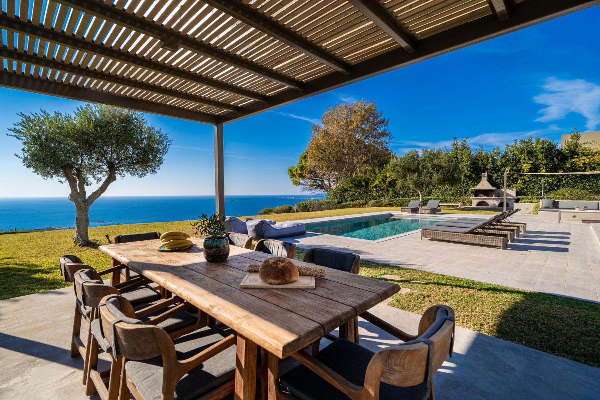 Grande Azzurro In Lakithra Villa Exterior photo